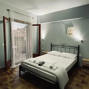 Διαμέρισμα Alex2, Άφυτος