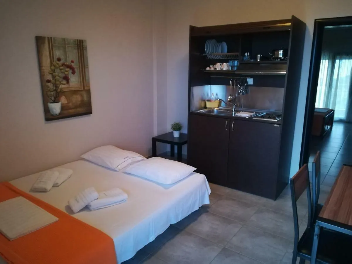 Agnanti Studios Άφυτος 3*,